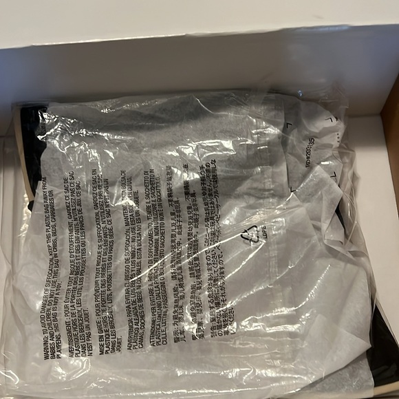 Flexible Hat Black w Beige trim & bow wide brim New No Tag - Picture 5 of 5